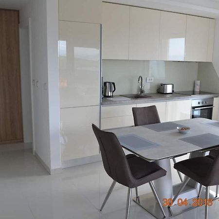 My Paradies - Njivice Penthouse*** Esterno foto